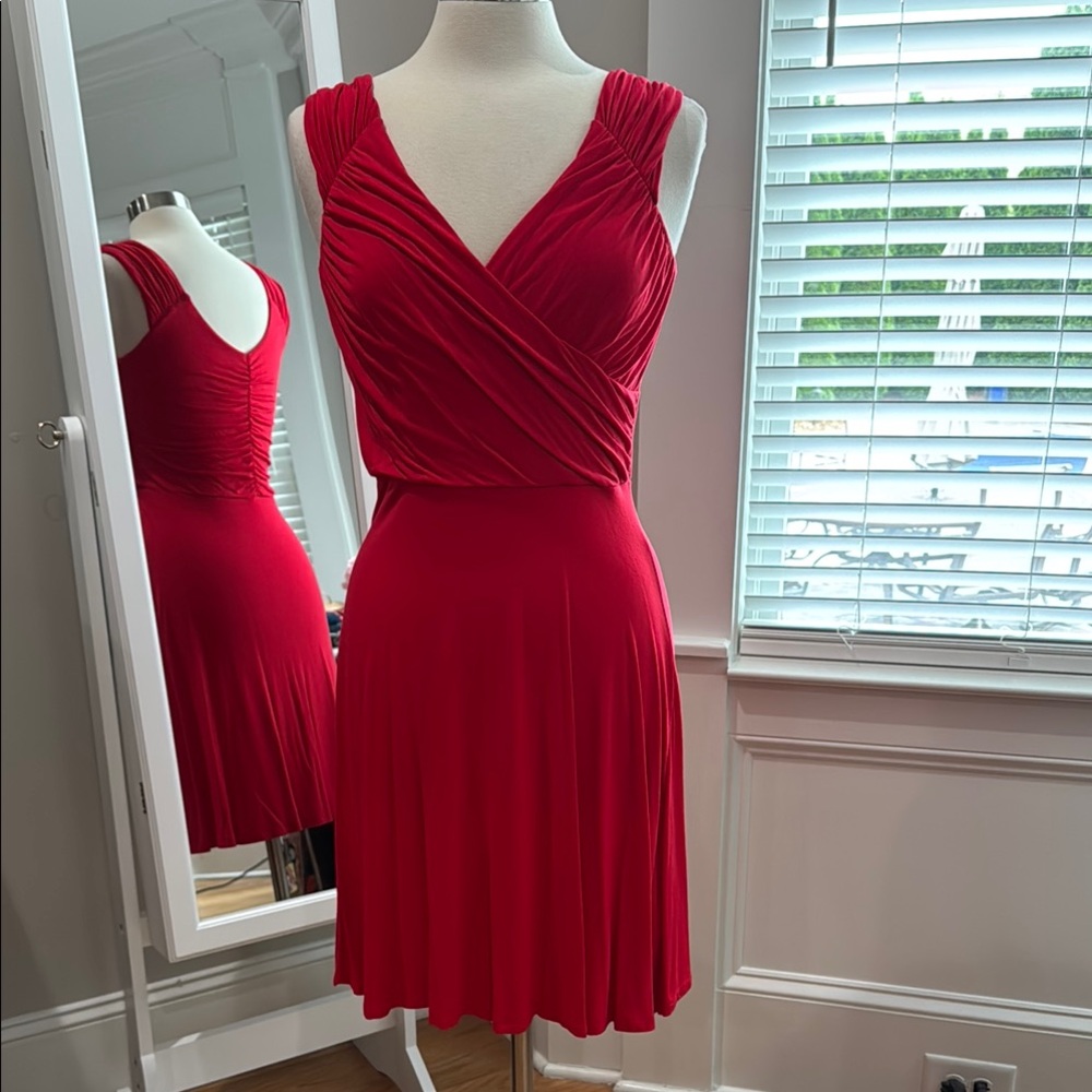 Venus Soft Comfy Sexy Red Sleeveless Dress Sz Small EUC never worn.